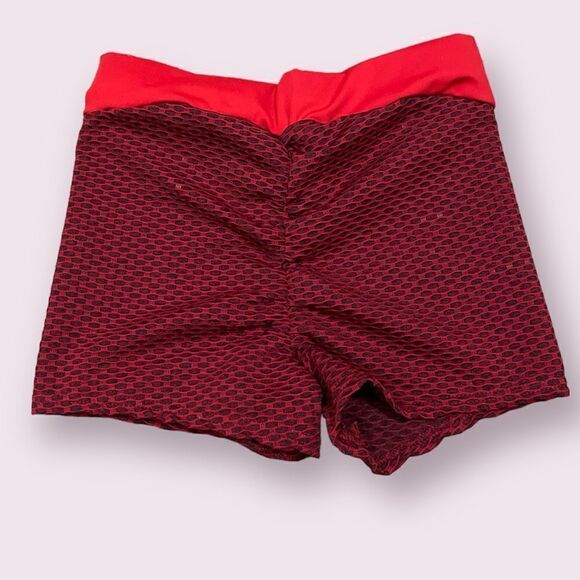 Red & Black Patterned SHEIN Biker Shorts Size Medium - Picture 2 of 2